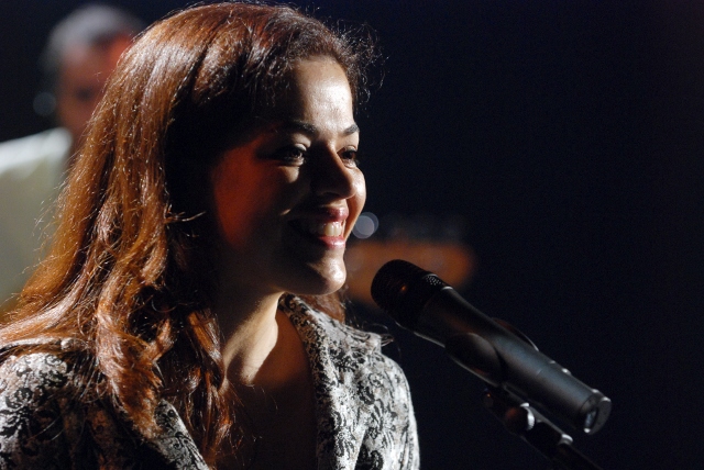 Margareth Reali canta obras compostas ou interpretadas por mulheres da MPB