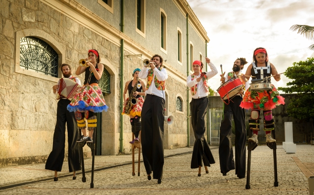 Marchinhas, frevo, maracatu, batuques e sambas fazem o especial ‘Carnaval é Outra Coisa!’ do Sesc Campinas