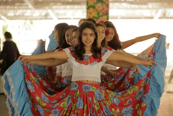 O Carimbó, dança de origem indígena, é reconhecido como patrimônio do Brasil