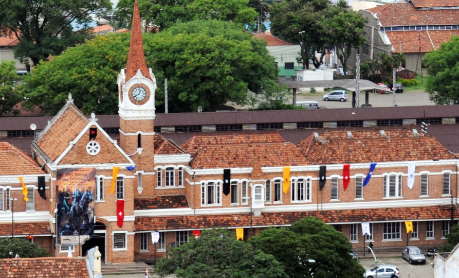 São João na Estação festeja tradições juninas com música, comidas típicas e quadrilha