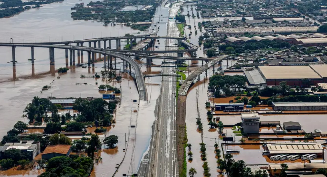 Mudança climática da Terra se tornou irreversível mesmo com emissão zero, diz cientista