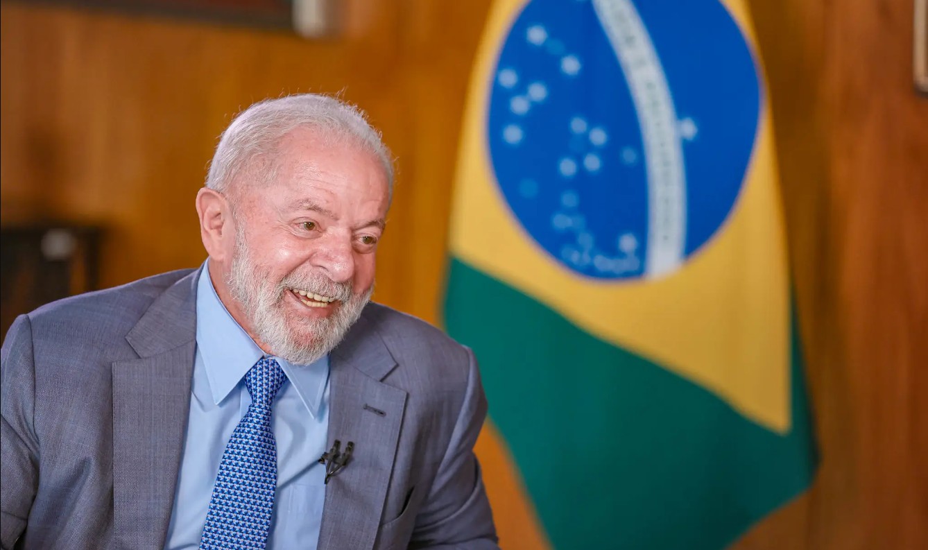 O incrível salto de 30 posições da indústria no ranking mundial e o ano econômico de Lula