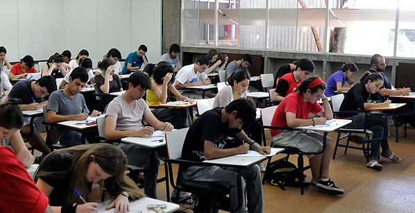 Segunda fase do vestibular da Unicamp começa no domingo dia 14 de janeiro